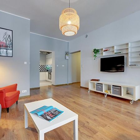 City Center, Art House & Family Stay By Downtown Apartments Гданськ Екстер'єр фото