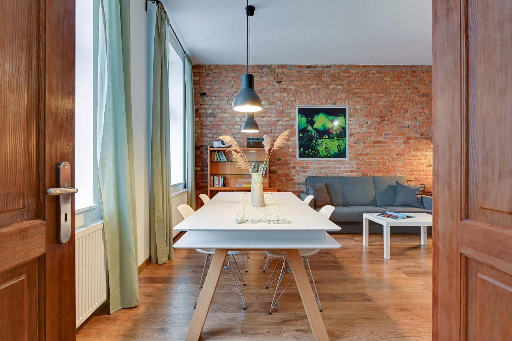 City Center, Art House & Family Stay By Downtown Apartments Гданськ Екстер'єр фото